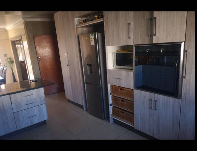 3 BEDROOM HOUSE FOR SALE IN ROSETTENVILLE
